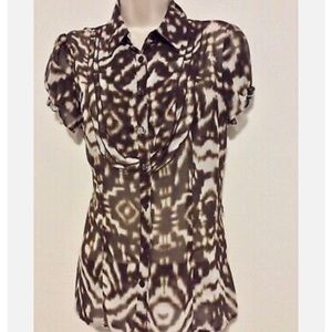 EAST 5TH WOMAN. Southwestern Design! Brown/White button down dress/top. …